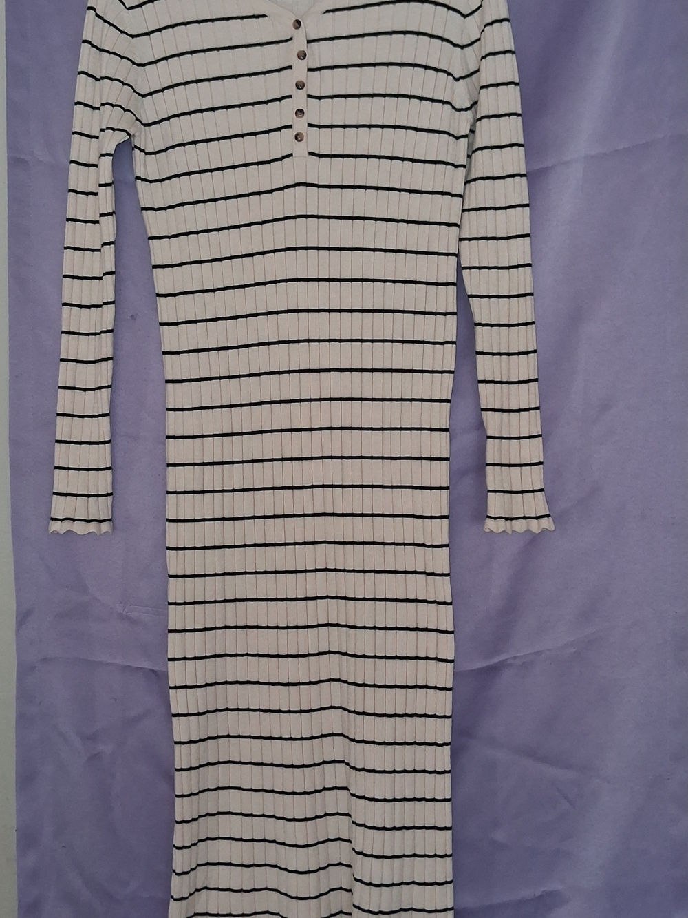 tea n rose White and Black Striped Long Sleeve Ribbed Midi Dress
